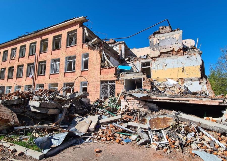 Scuola_distrutta_in_Ucraina