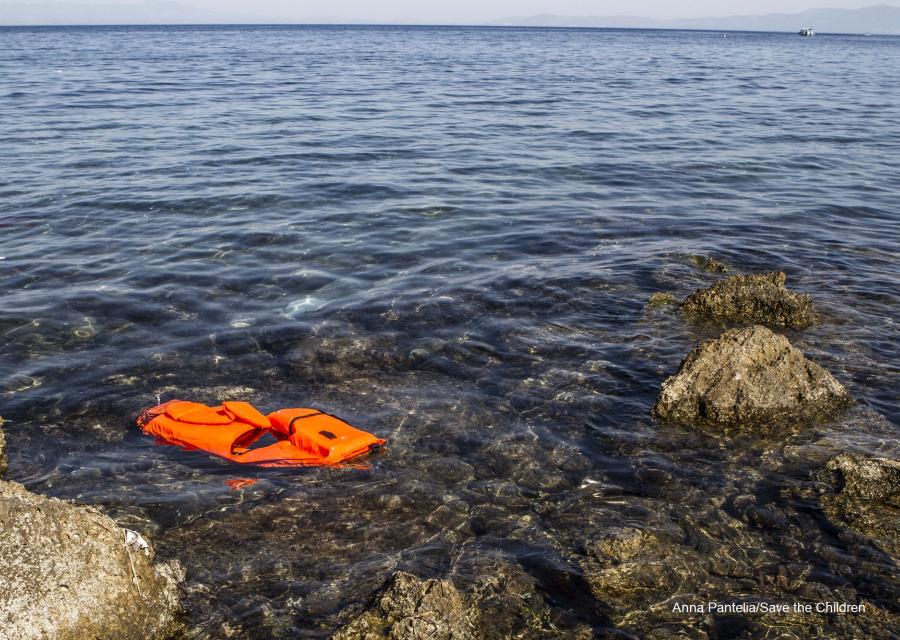 49 migranti in mare