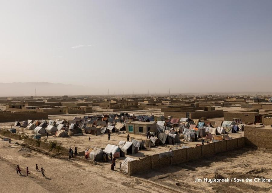 campo profughi ripreso dall'alto in Afghanistan
