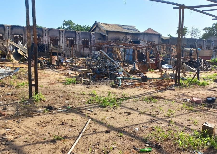 case devastate dopo gli scontri in Sudan 