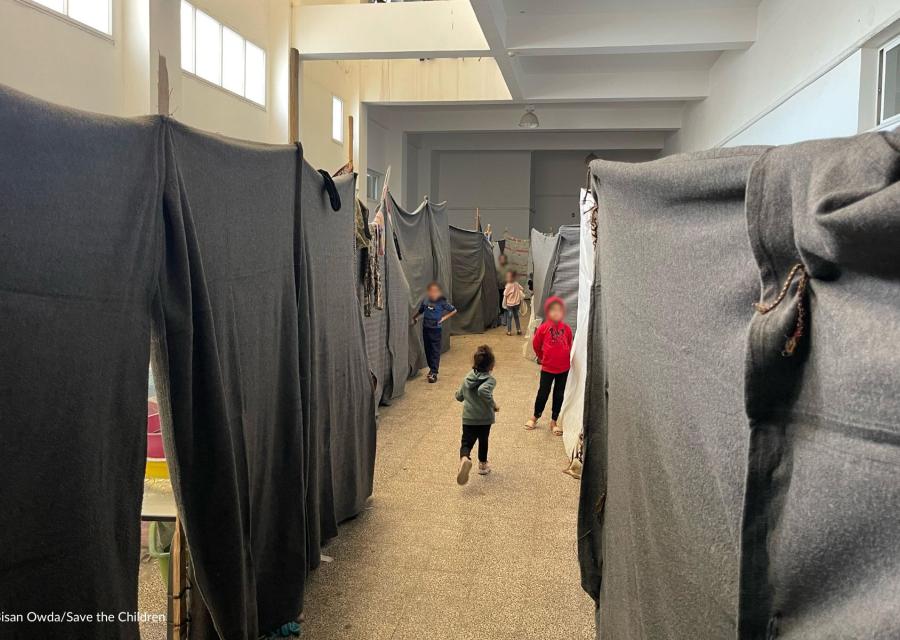 bambini a gaza in un campo profughi