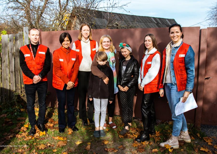 operatrici e operatori umanitari di save the children