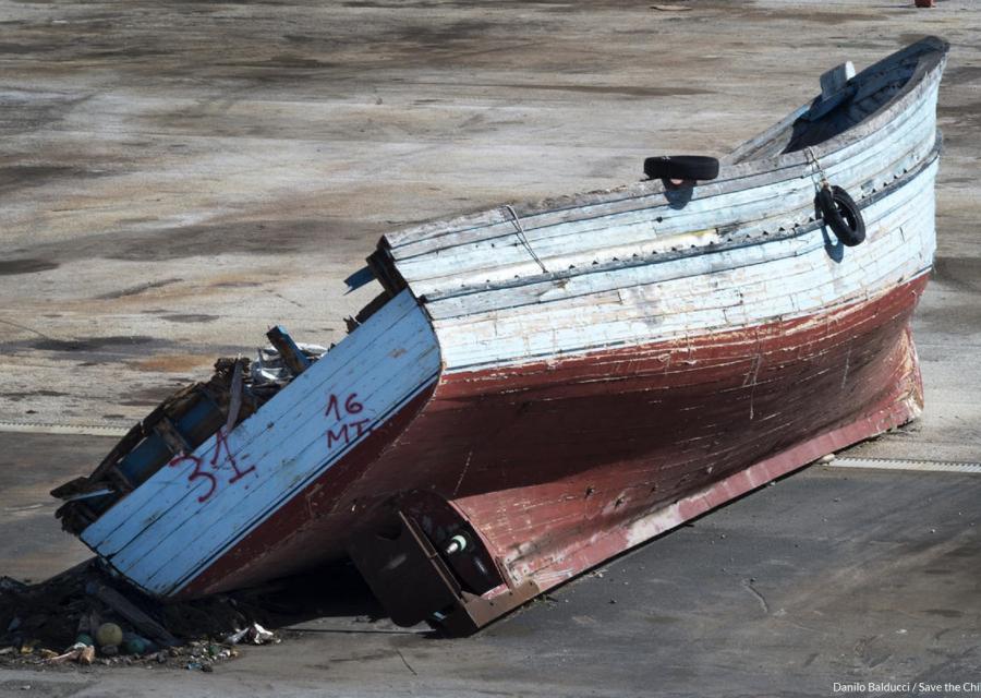 nave naufragata nel Mediterraneo 