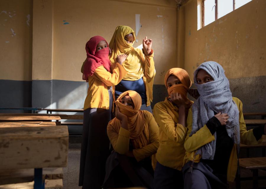 Foto di gruppo di alcune ragazze.