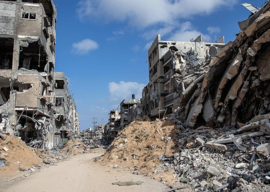 Distruzione di palazzi nella Striscia di Gaza