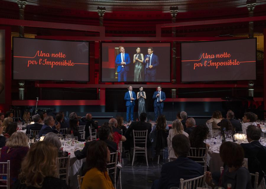 Palco e invitati da una notte per l'IMPOSSIBILE 2024 Save the Children Italia