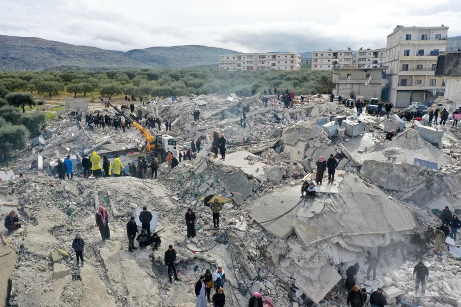 Una vista aerea degli edifici distrutti dal terremoto sul territorio siriano.